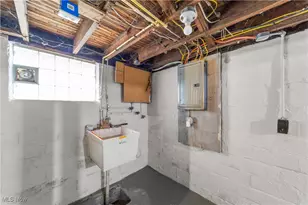 12712 Lenacrave Ave, Loveland, OH 44105 - Photo 17