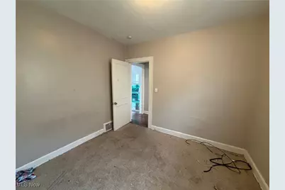 4723 E 94th Street, Garfield Heights, OH 44125 - Photo 11