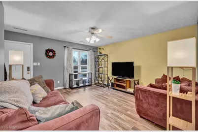 2095 Beechtree Drive, Uniontown, OH 44685 - Photo 13