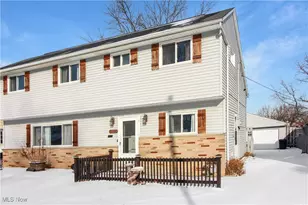 31705 Daniel Dr, Willowick, OH 44095 - Photo 3