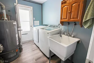 31705 Daniel Drive, Willowick, OH 44095 - Photo 27