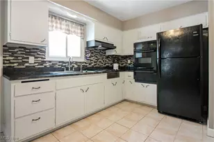 31705 Daniel Dr, Willowick, OH 44095 - Photo 11