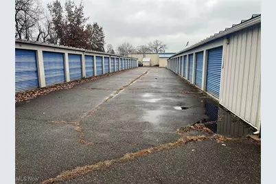 5800 Fulton Drive NW, Canton, OH 44718 - Photo 11