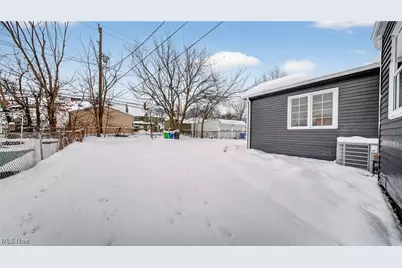 16811 Invermere Avenue, Loveland, OH 44128 - Photo 3