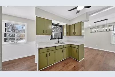 16811 Invermere Avenue, Loveland, OH 44128 - Photo 7