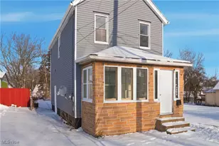 2458 Vestal Rd, Youngstown, OH 44509 - Photo 3