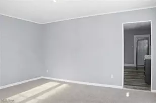 2458 Vestal Rd, Youngstown, OH 44509 - Photo 15