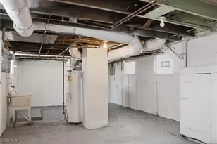 2458 Vestal Rd, Youngstown, OH 44509 - Photo 19