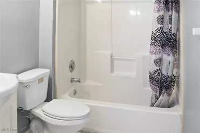 2458 Vestal Road, Youngstown, OH 44509 - Photo 13