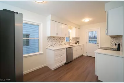 31931 Dickerson Road, Willowick, OH 44095 - Photo 5