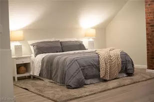 31931 Dickerson Rd, Willowick, OH 44095 - Photo 13