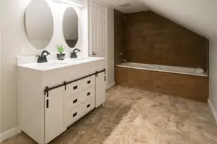 31931 Dickerson Rd, Willowick, OH 44095 - Photo 15