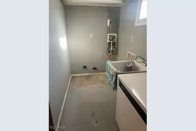 121 Park Drive, St Clairsville, OH 43950 - Photo 9