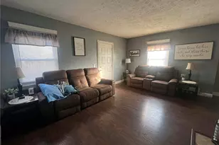 121 Park Dr, St Clairsville, OH 43950 - Photo 5