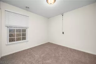 953 Longitude Ln, Amherst, OH 44001 - Photo 13