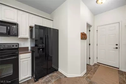 953 Longitude Lane, Amherst, OH 44001 - Photo 25