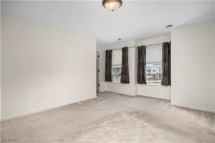 953 Longitude Ln, Amherst, OH 44001 - Photo 23