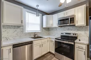 450 Storer Ave, Akron, OH 44320 - Photo 9