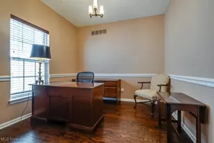 2286 Bent Branch Ct, Akron, OH 44333 - Photo 23