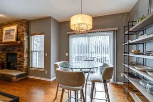 2286 Bent Branch Ct, Akron, OH 44333 - Photo 11