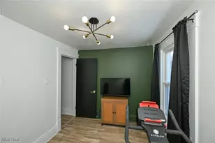 1033 Herberich Ave, Akron, OH 44301 - Photo 39