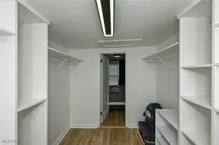 1033 Herberich Ave, Akron, OH 44301 - Photo 31