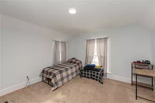 21082 Westwood Dr, Strongsville, OH 44149 - Photo 11