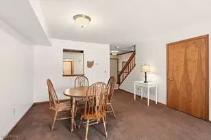 7470 Millrace Ln, Sagamore Hills, OH 44067 - Photo 7