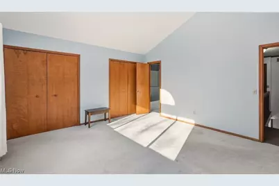 7470 Millrace Lane, Sagamore Hills, OH 44067 - Photo 17