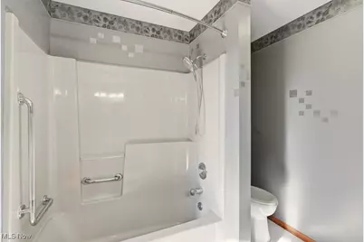 7470 Millrace Lane, Sagamore Hills, OH 44067 - Photo 19