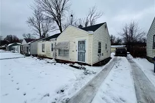 3911 E 189th St, Loveland, OH 44122 - Photo 3