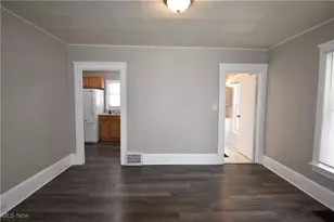 5425 Adams Ave, Ashtabula, OH 44004 - Photo 9