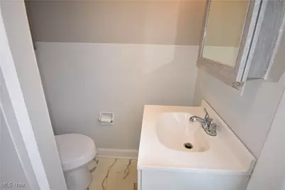 5425 Adams Avenue, Ashtabula, OH 44004 - Photo 15