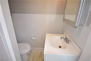 5425 Adams Ave, Ashtabula, OH 44004 - Photo 15