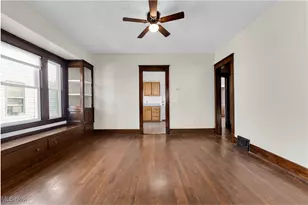 1909 W 73rd St, Loveland, OH 44102 - Photo 7