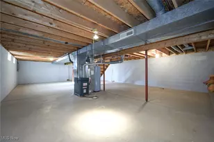 6274 Bayside St NW, Canton, OH 44718 - Photo 25