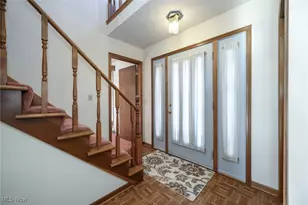 6274 Bayside St NW, Canton, OH 44718 - Photo 3