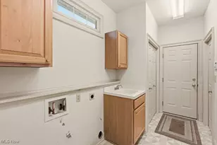 2804 Valley Rd, Cuyahoga Falls, OH 44223 - Photo 23