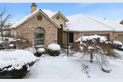 2804 Valley Road, Cuyahoga Falls, OH 44223 - Photo 1