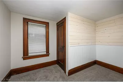 485 Lloyd Street, Barberton, OH 44203 - Photo 13