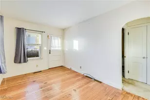 2123 37th St NW, Canton, OH 44709 - Photo 5