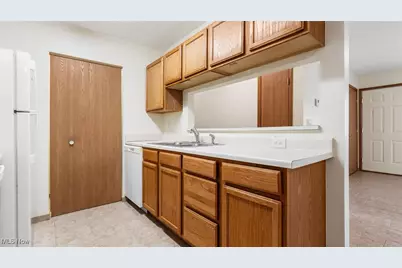 3693 Colony Hill Drive, Zanesville, OH 43701 - Photo 11