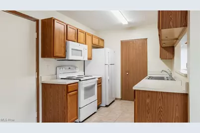 3693 Colony Hill Drive, Zanesville, OH 43701 - Photo 13