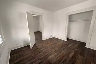 9521 Mt Auburn Ave, Loveland, OH 44104 - Photo 13