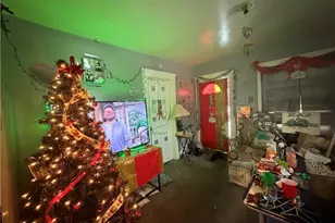 9521 Mt Auburn Ave, Loveland, OH 44104 - Photo 17