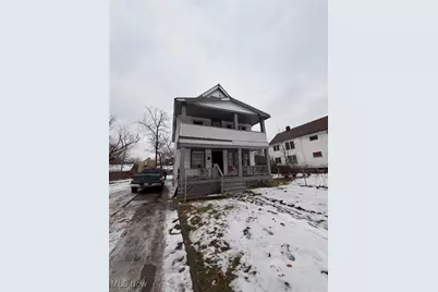 9521 Mount Auburn Avenue, Loveland, OH 44104 - Photo 1