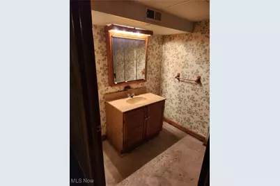 509 Lori Avenue NE, Massillon, OH 44646 - Photo 15