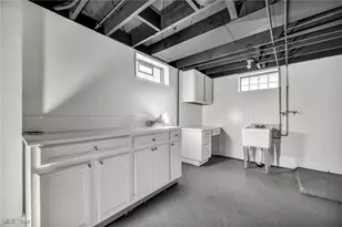 1677 Mapledale Rd, Wickliffe, OH 44092 - Photo 15