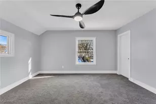 337 Lucas St, Barberton, OH 44203 - Photo 23