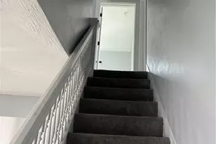 337 Lucas St, Barberton, OH 44203 - Photo 17